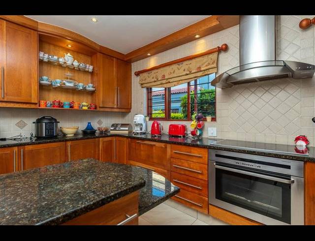 4 BEDROOM HOUSE FOR SALE IN ASPEN HILLS